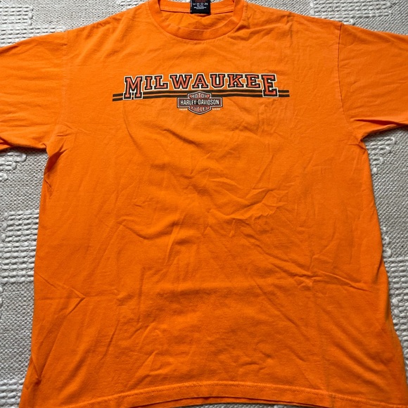Vintage 90’s Harley Davidson Milwaukee Orange Tee - Picture 2 of 9